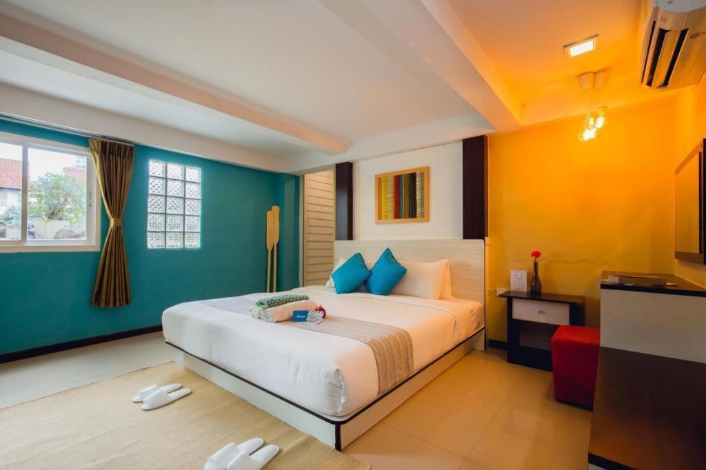Готель Anchor Boutique House Patong Екстер'єр фото