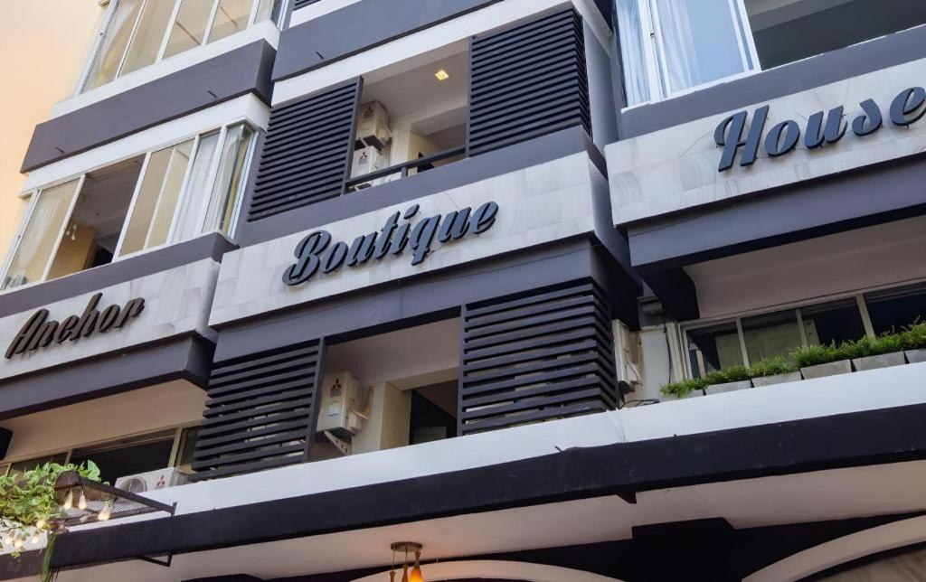 Готель Anchor Boutique House Patong Екстер'єр фото