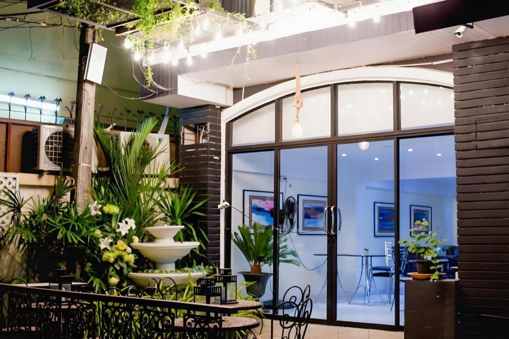 Готель Anchor Boutique House Patong Екстер'єр фото